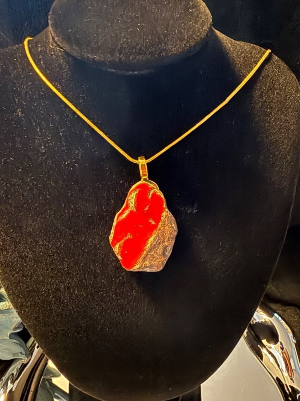 Barcelona Red & Gold – Naturally Shaped Sea Tile Necklace